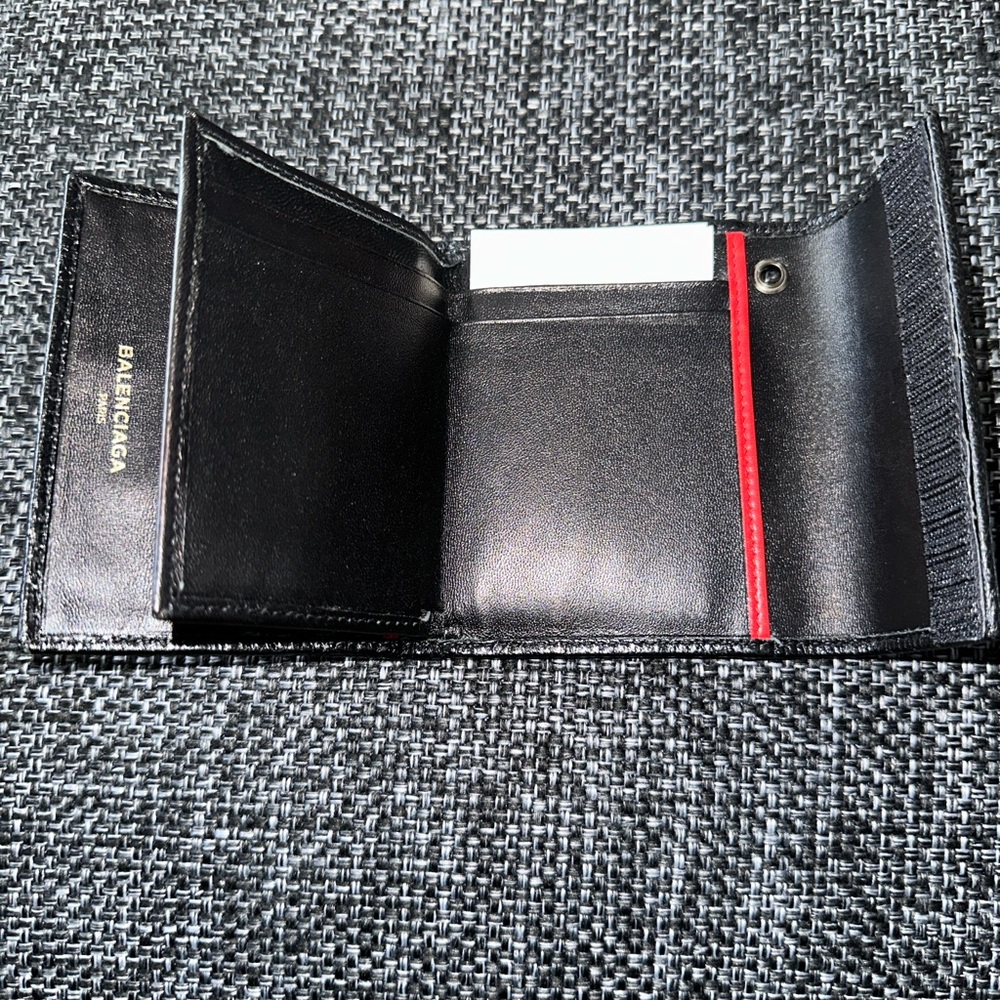 Balenciaga Red Arena Wallet - Picture 3 of 6